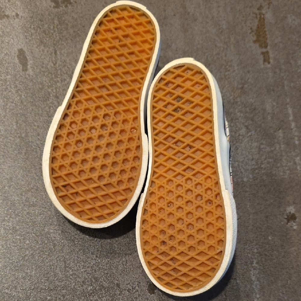 Vans Toddler Sneakers with Corgi Print - Multicolor - Picture 3 of 9